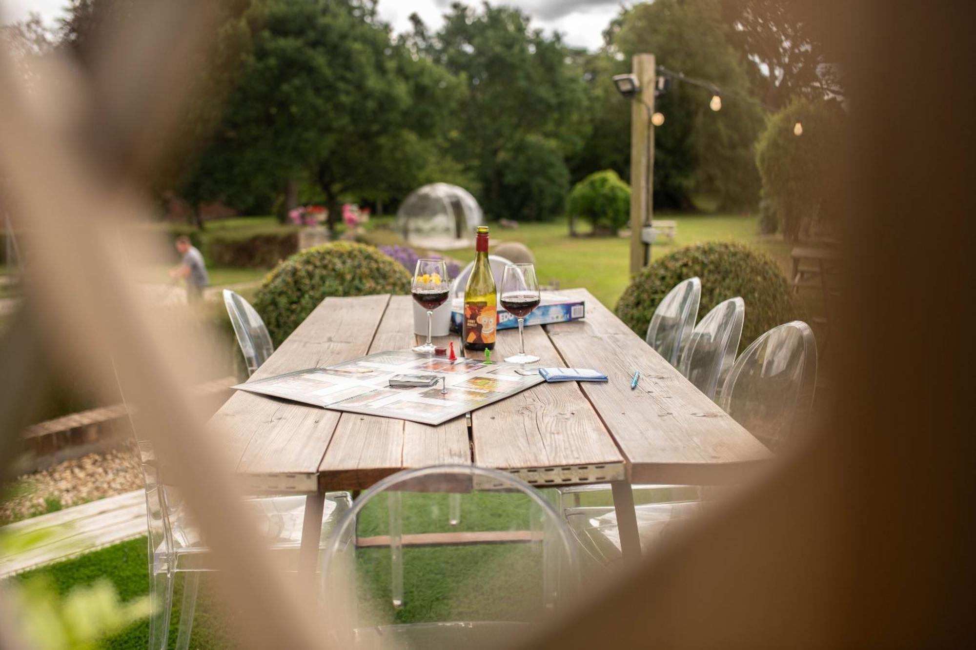 The Sweeney Oswestry Extérieur photo