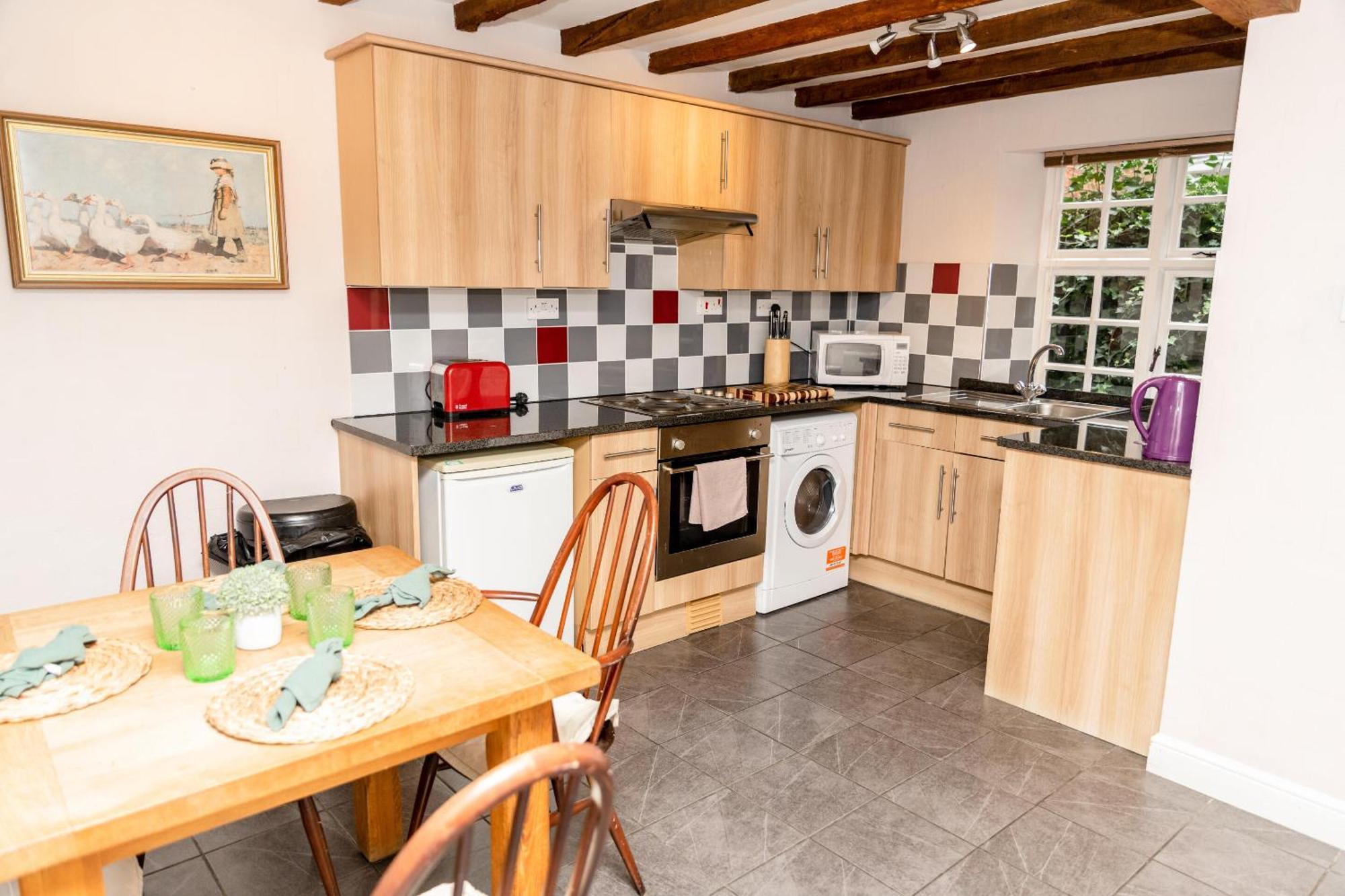 The Sweeney Oswestry Extérieur photo